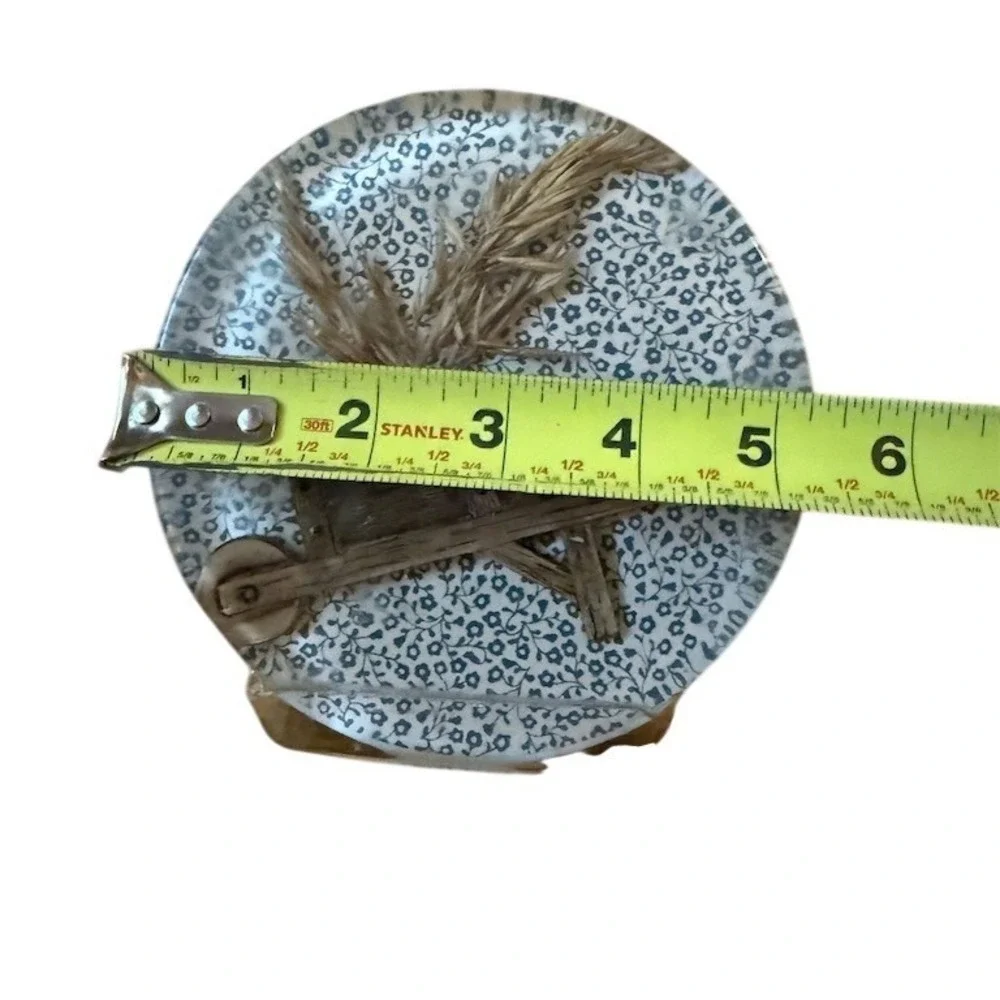 Vintage Blue Floral Farmhouse Napkin‎ Holder Round 6 in Wheelbarrow & Wheat